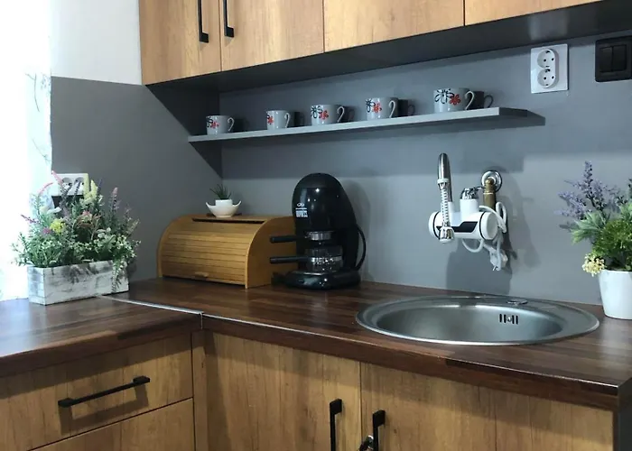 Varadi Vendeghaz Lejlighed Doboz